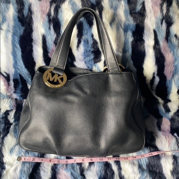 Michael Kors Leather purse - Picture 1 of 5